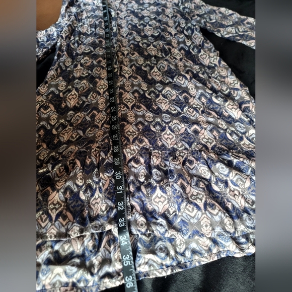 Wild Pearl Women's Tunic Long Sleeve Button Blouse- Size Large - Picture 7 of 11